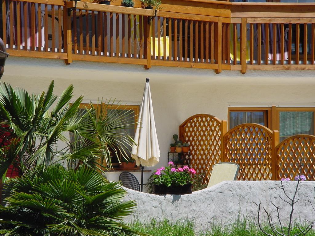 Hammele Appartements Schenna Exterior photo